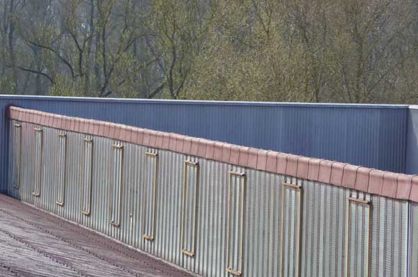 Photo de la toiture de la centrale industrielle sur laquelle le projet se porte